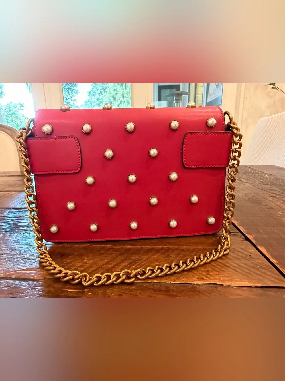 Red Pearl-Studded Bee Accent Chain Shoulder Bag